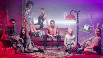 скачать клип Manu Gavassi - Muito Muito