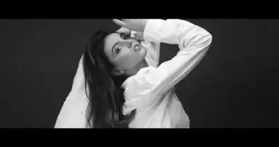 скачать клип Robert Toma - Voi Fi Acolo