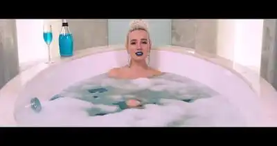 скачать клип Клава Кока - Мурашки