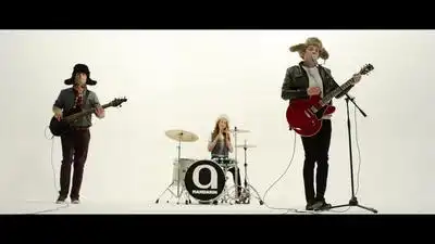 скачать клип Альфамандарин - О двух командировочных