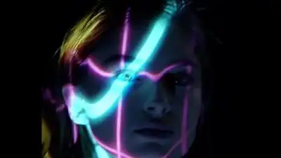 скачать клип Raiden and Tom Tyger - Cest La Vibe