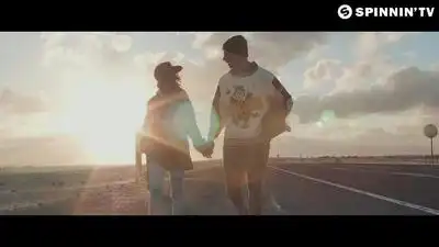 скачать клип Blasterjaxx - Follow