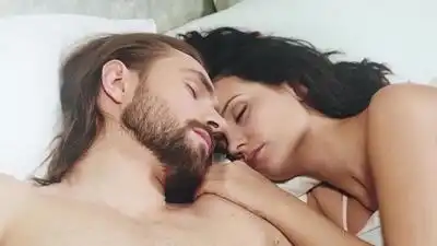 скачать клип Елка - На коленке