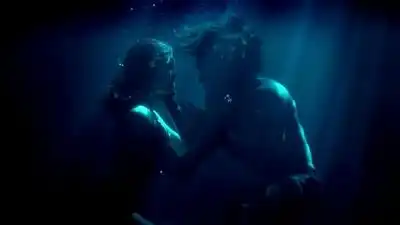 Скачать клип