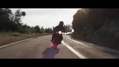 скачать клип Lukas Endhardt - Madeira