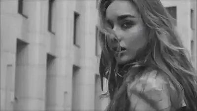 Скачать клип