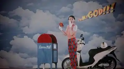 скачать клип TOC TIEN - Thi Em Van The