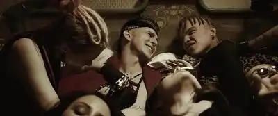 Скачать клип