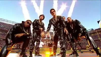 скачать клип Beyonce and Bruno - Mars Crash