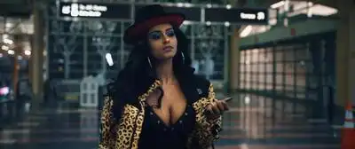 скачать клип Wale - Staying Power