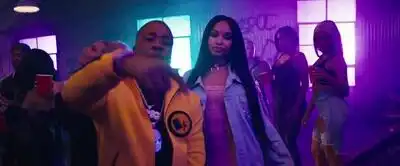 Скачать клип