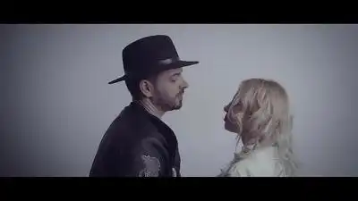 Скачать клип