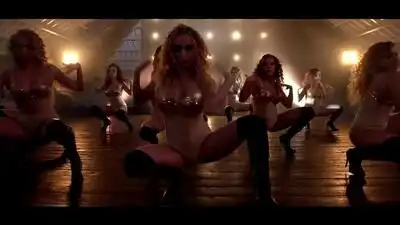 скачать клип FRAULES TEAM - YONCE