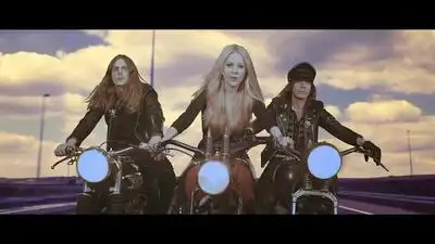 Скачать клип