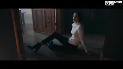 скачать клип VVAVES - Alive