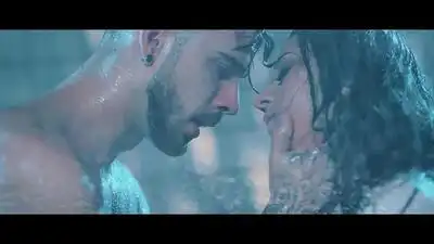 скачать клип Nicole Cherry - Ceasul