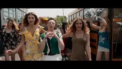 Скачать клип