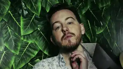 скачать клип Dance Gavin Dance - Count Bassy