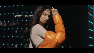 скачать клип Tom Boxer and Morena Feat. Veo - LIE