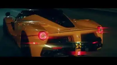 скачать клип Drake - I am Upset