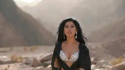 скачать клип LANA TIGRANA - Восток