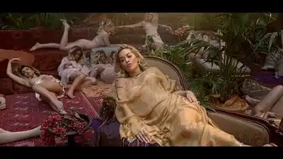 скачать клип Rita Ora - Girls