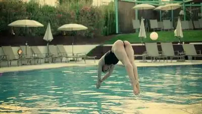 Скачать клип