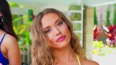 Скачать клип