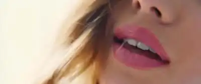 скачать клип Arcangel - Me Gusta