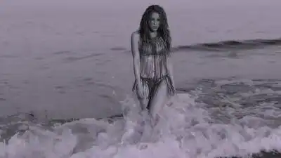 Скачать клип