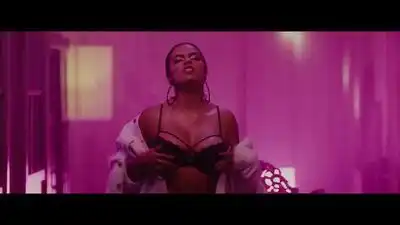 Скачать клип