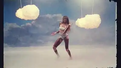 Скачать клип