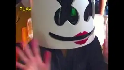 скачать клип Marshmello - Flashbacks