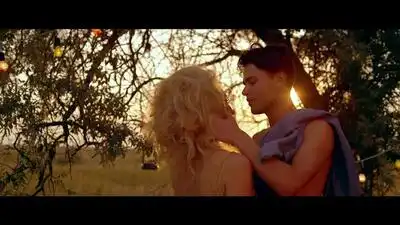 скачать клип Sasha Ray - Мир В Тебе Утонет