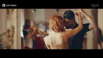 скачать клип Elena - Un Gram De Suflet