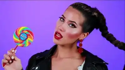 скачать клип Mr Saik - Ella Trata