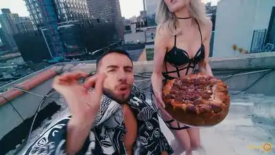 Скачать клип