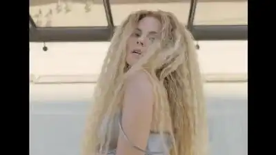 Скачать клип