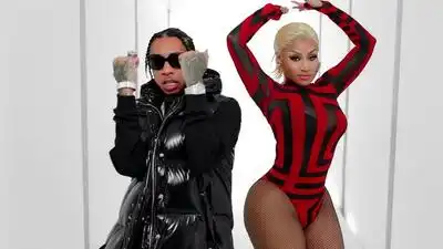 скачать клип Tyga ft. Nicki Minaj - Dip