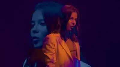 скачать клип KAZKA - ПЛАКАЛА