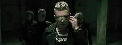 скачать клип Элджей feat. Sorta - Aqua