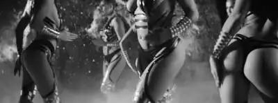 скачать клип Wisin and Yandel, Maluma - La Luz