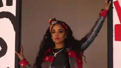 скачать клип Janelle Monae Feat. Zoe Kravitz - Screwed