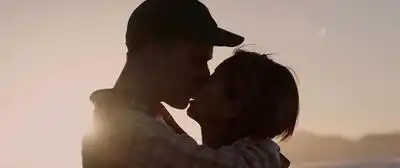 скачать клип Luca Schreiner - Over You