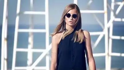 скачать клип 2Маши - Тут тебя жду тебя я