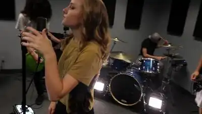 скачать клип Ed Sheeran - Shape of You - Full Band Rock Cover