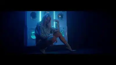 скачать клип Настя Кудри - Да я такая