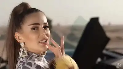 Скачать клип