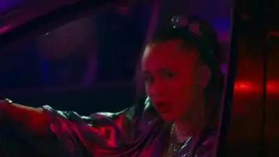 Скачать клип