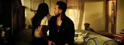 Скачать клип